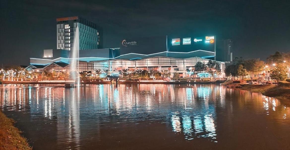 Quayside Cove Homestay - Corner House, Shah Alam Rimbayu Netflix Syok Tv Bbq Eksteriør bilde